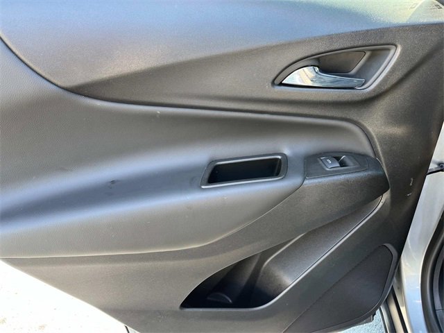 Used 2023 Chevrolet Equinox LT image 18