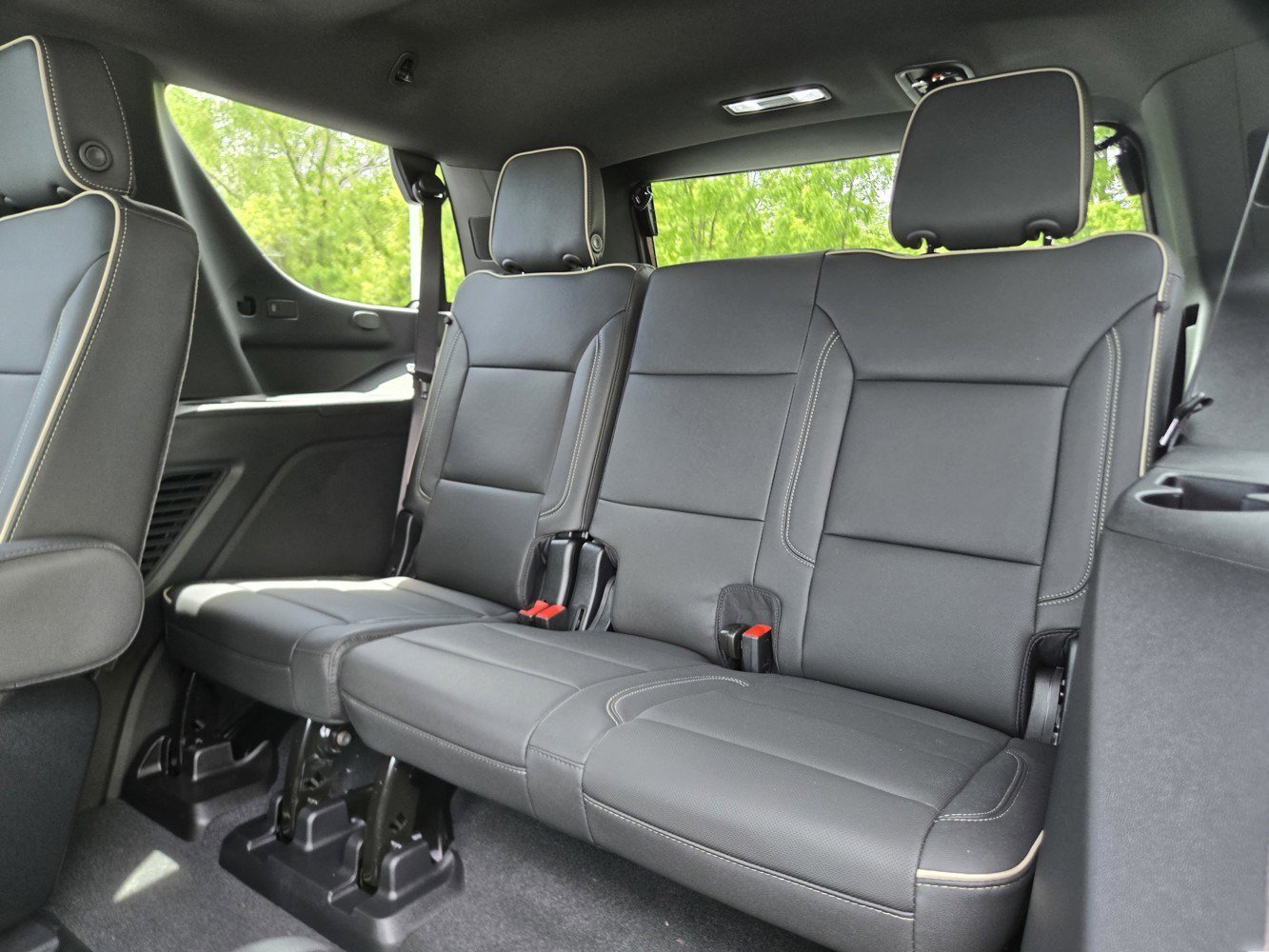 New 2026 Chevrolet Tahoe Premier w/ Sun And Tow Package AWD/4WD image 22