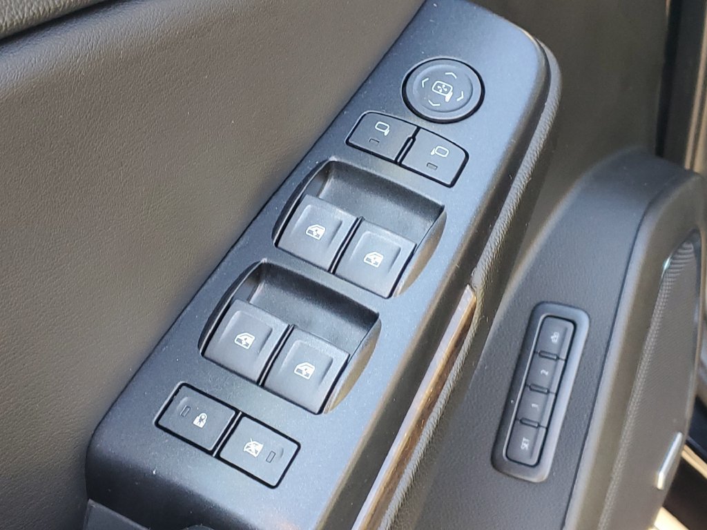 Used 2019 Chevrolet Tahoe LT AWD/4WD image 24