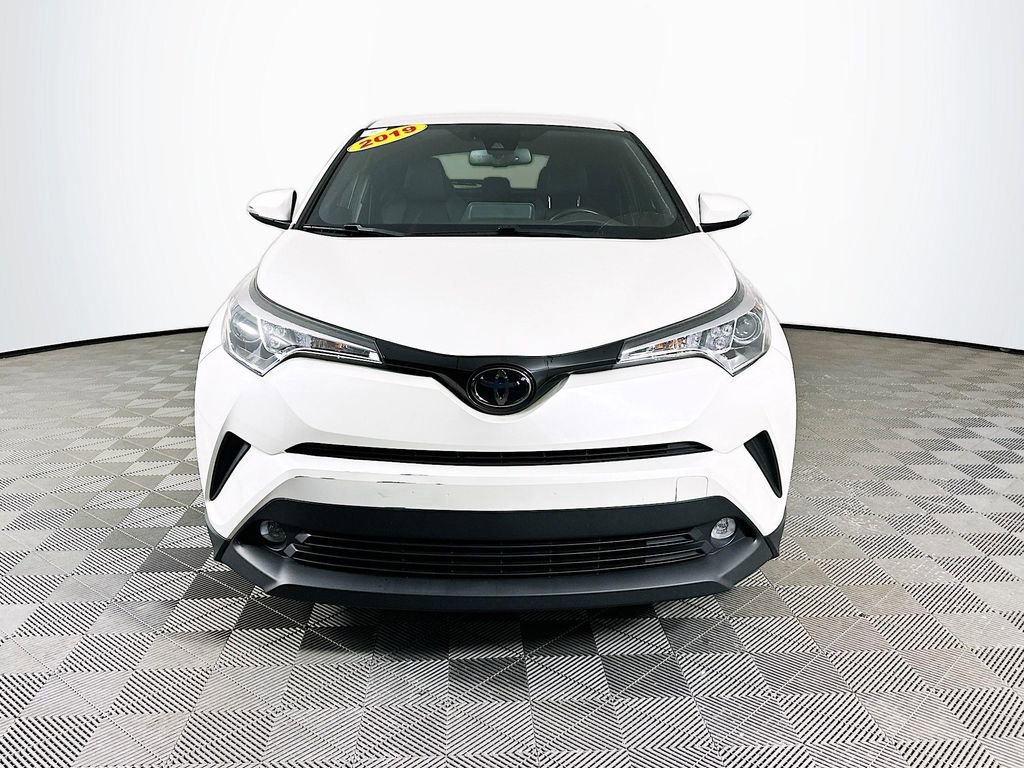 Used 2019 Toyota C-HR Limited image 4