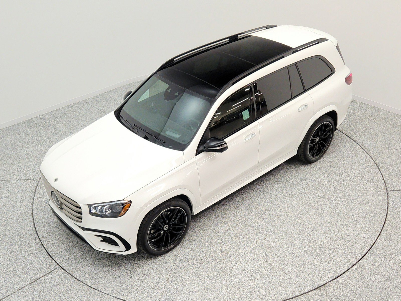 New 2026 Mercedes-Benz GLS 450 4MATIC image 16
