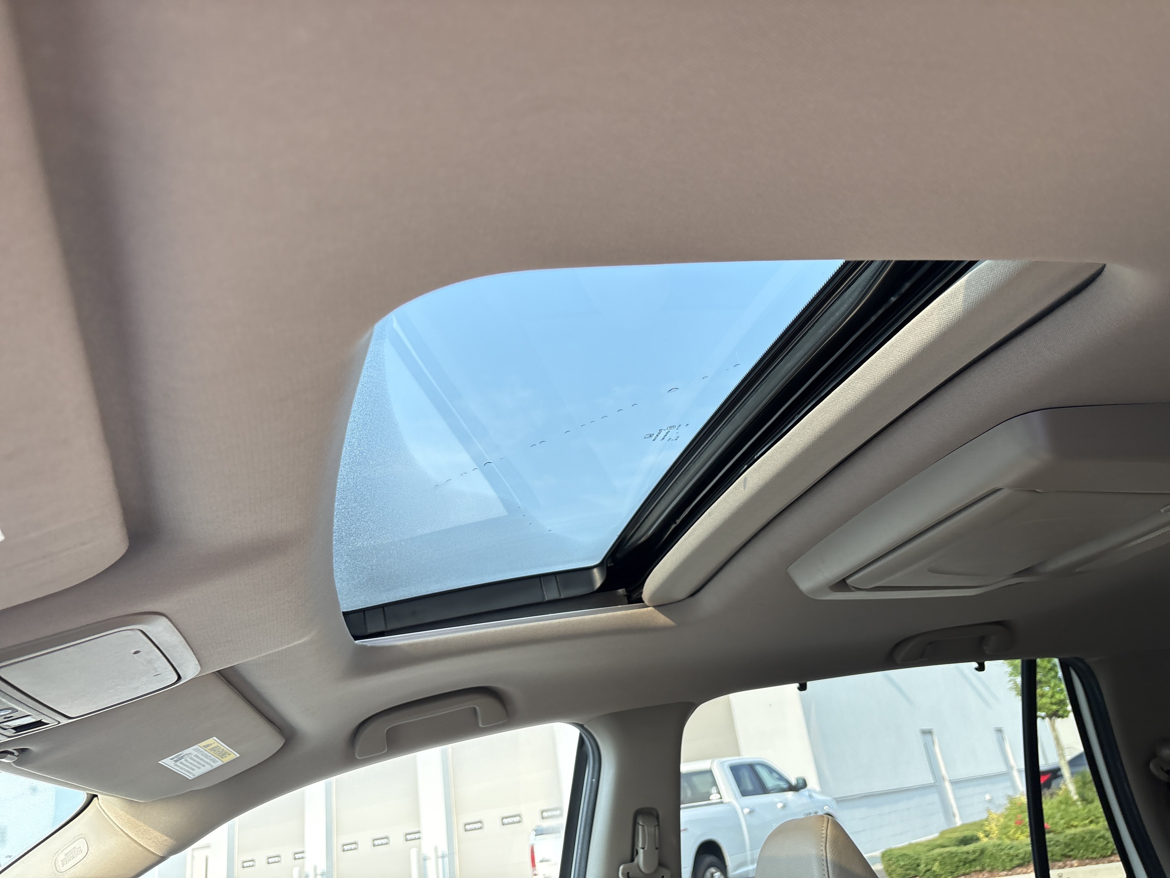 Used 2020 Honda Pilot Touring image 19