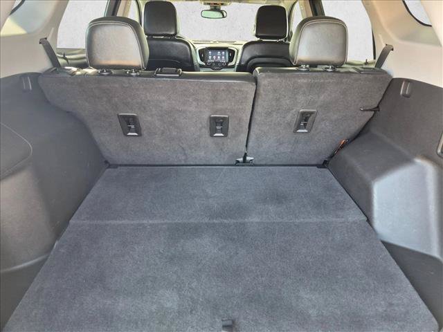 Used 2022 GMC Terrain SLT AWD/4WD image 26