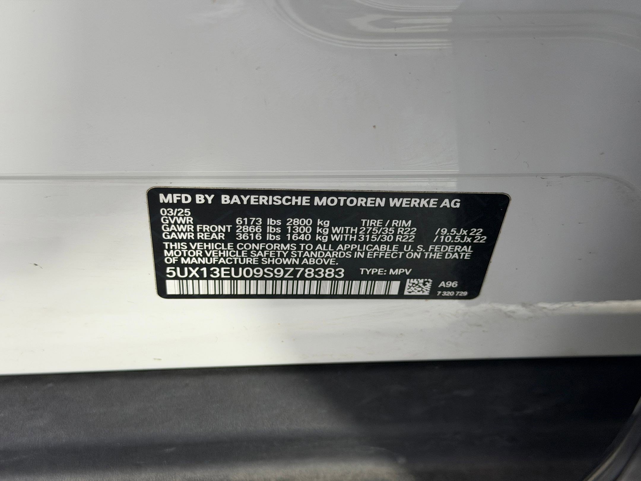 Certified 2025 BMW X5 sDrive40i w/ Executive Package RWD image 21