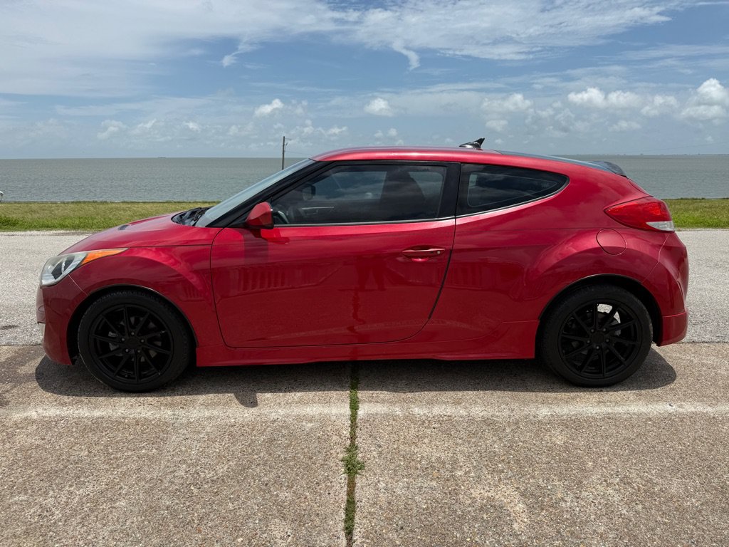 Used 2013 Hyundai Veloster RE:MIX Edition FWD image 30