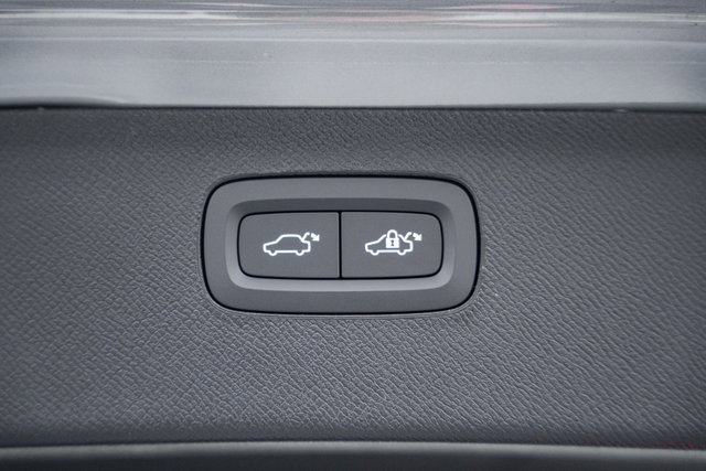 New 2026 Volvo XC90 B6 Ultra image 11