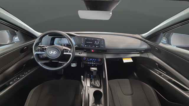 Certified 2025 Hyundai Elantra Sport FWD image 11