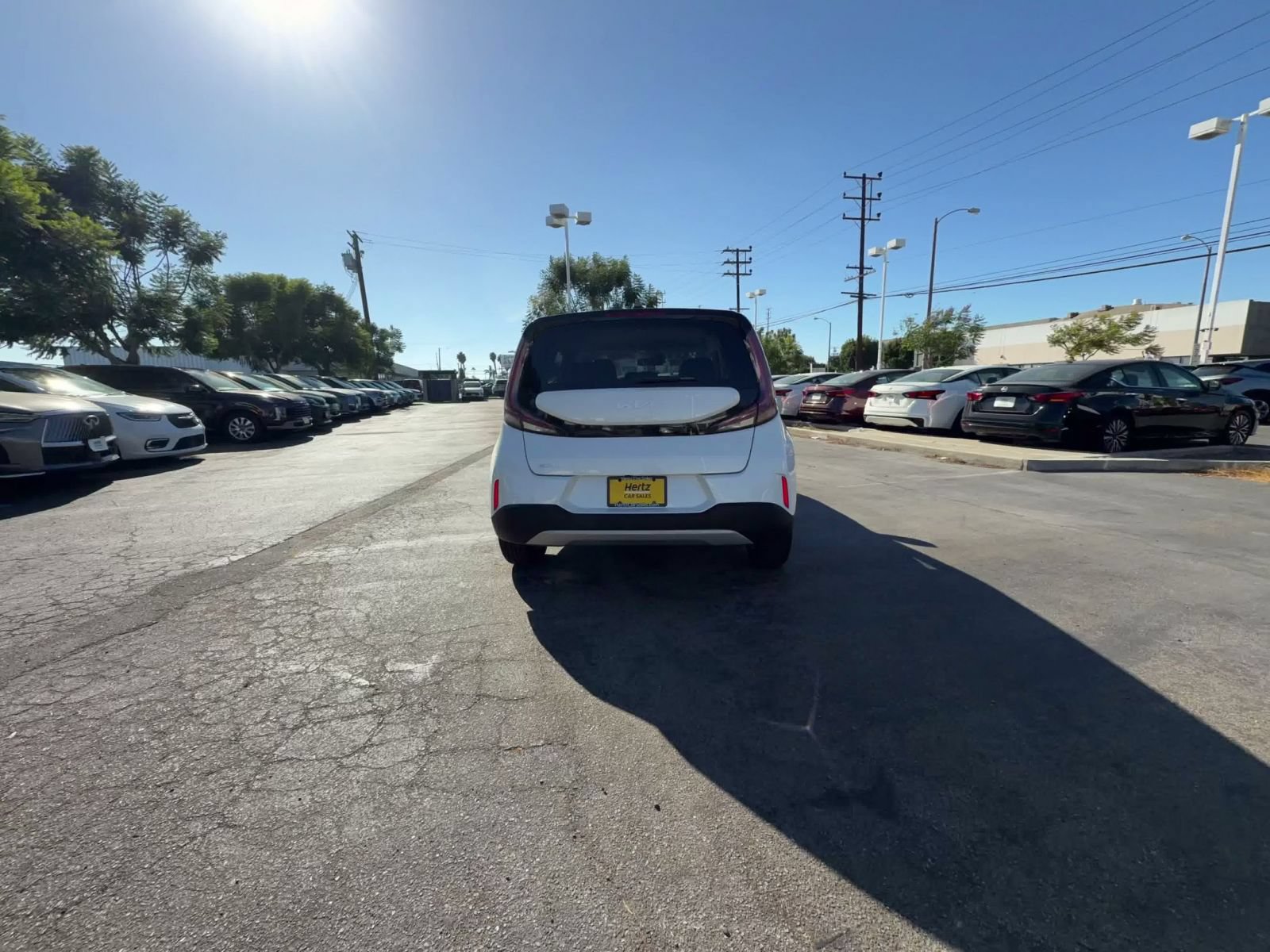 Used 2025 Kia Soul LX w/ LX Technology Package FWD image 12