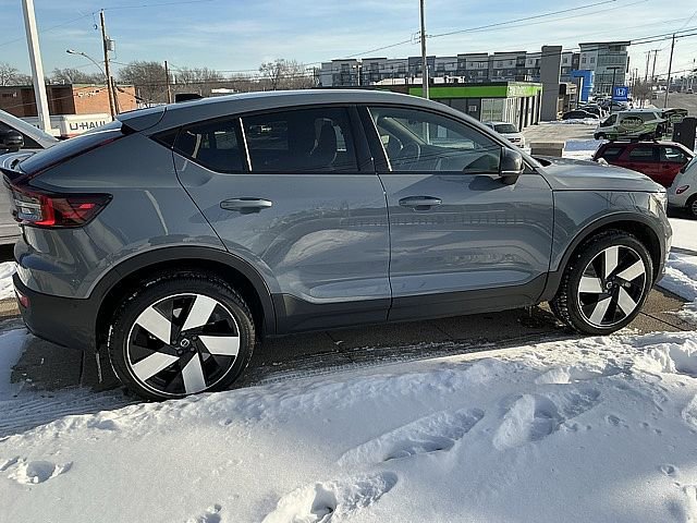 Certified 2023 Volvo C40 P8 Recharge Ultimate w/ Protection Package Premier image 7