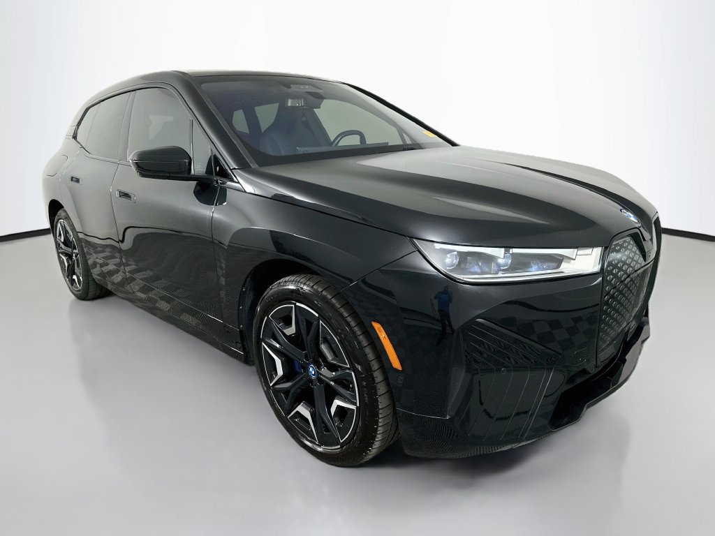 Certified 2024 BMW iX xDrive50 w/ Premium Package AWD/4WD image 3