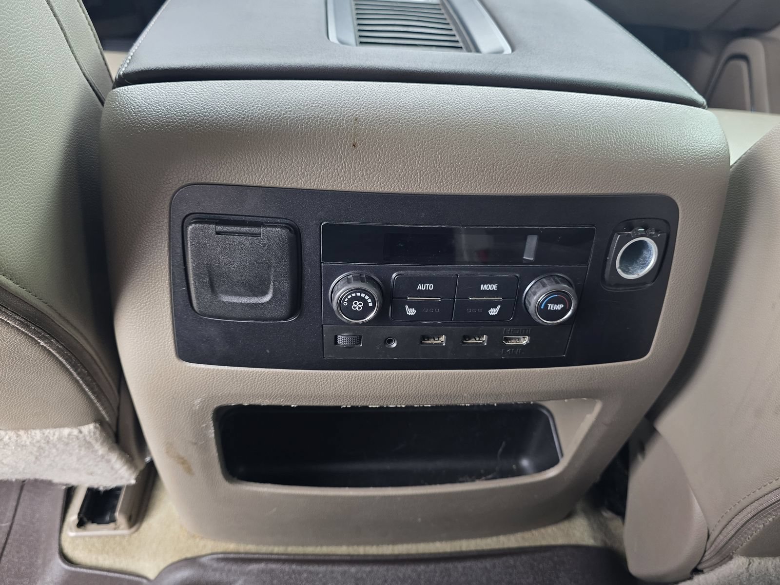 Used 2017 Chevrolet Tahoe Premier RWD image 31