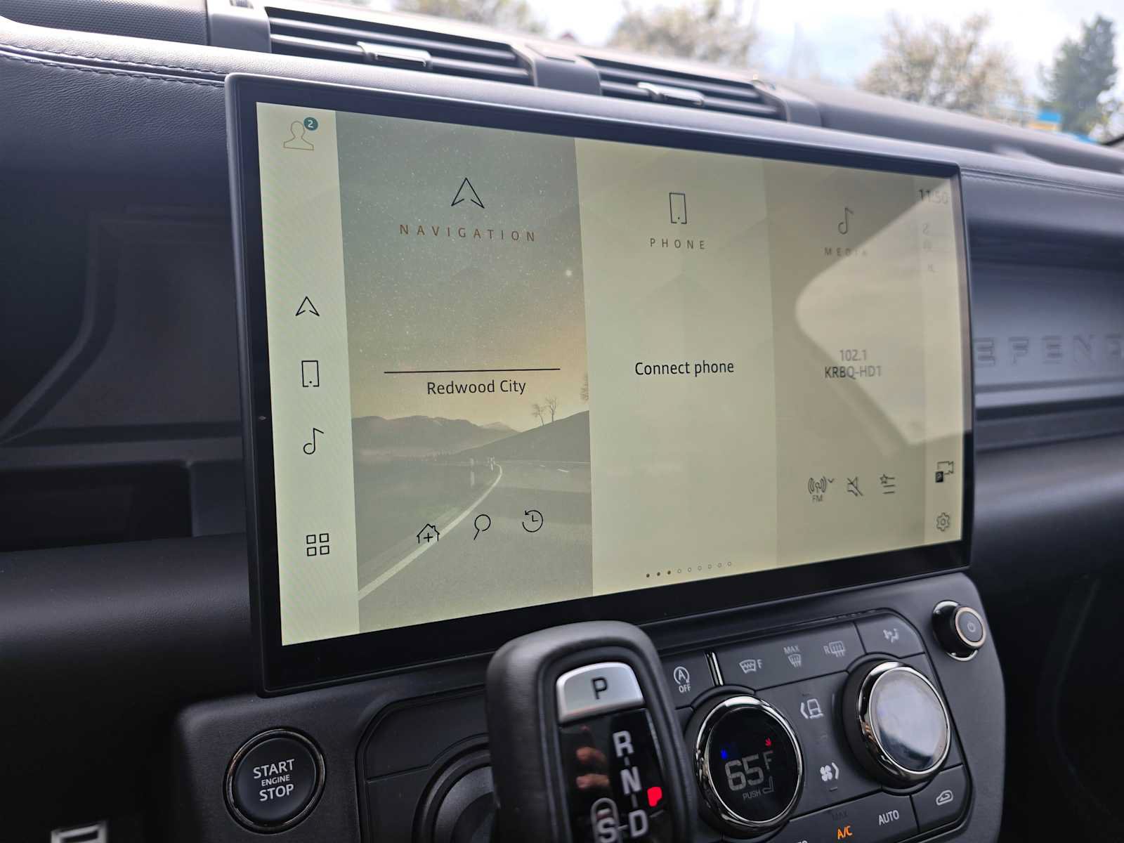 New 2026 Land Rover Defender 110 OCTA AWD/4WD image 27