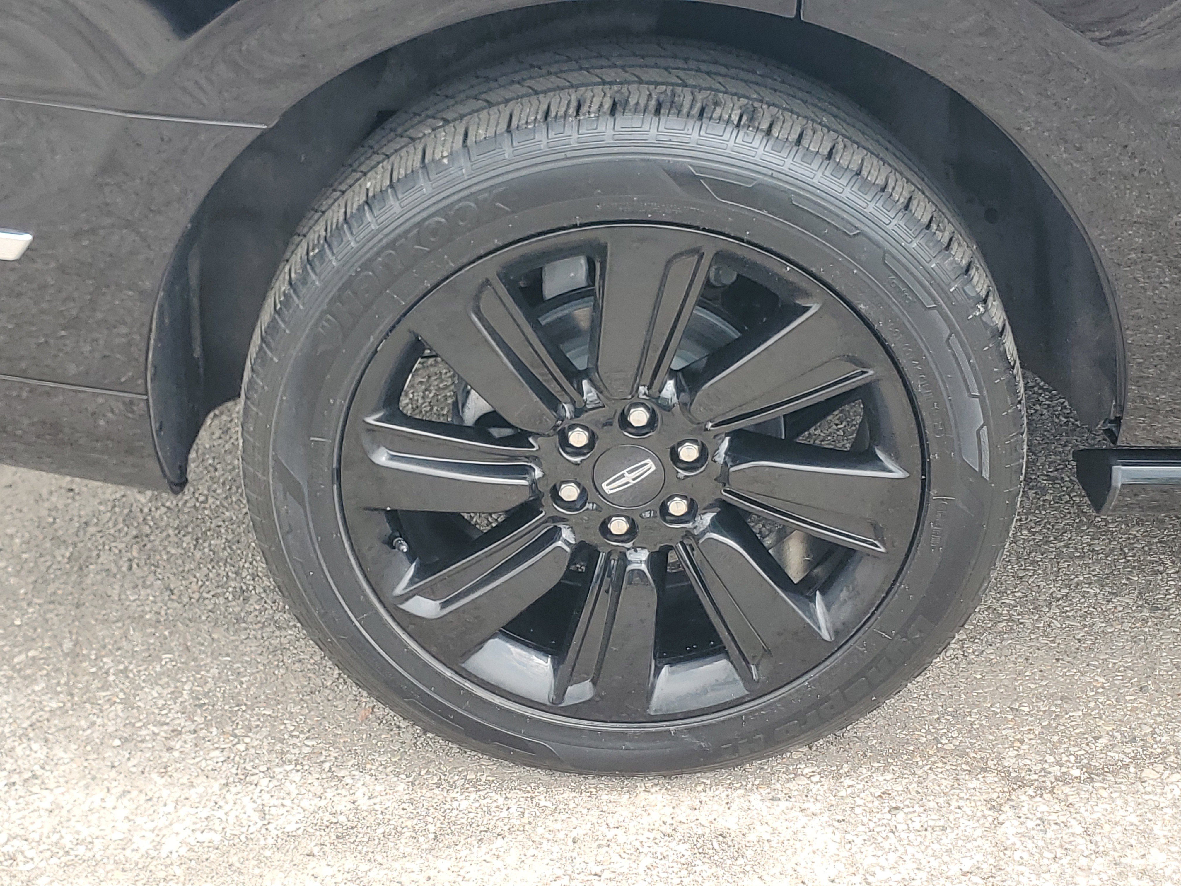 Certified 2023 Lincoln Navigator Reserve AWD/4WD image 7