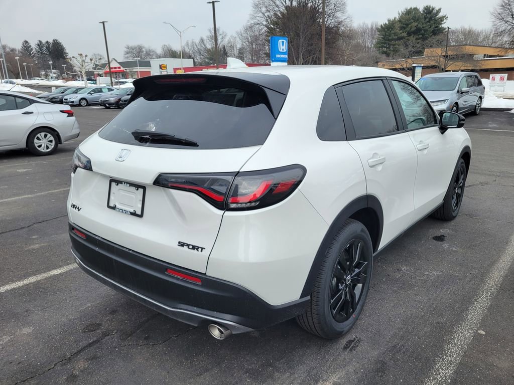 Certified 2026 Honda HR-V Sport image 3
