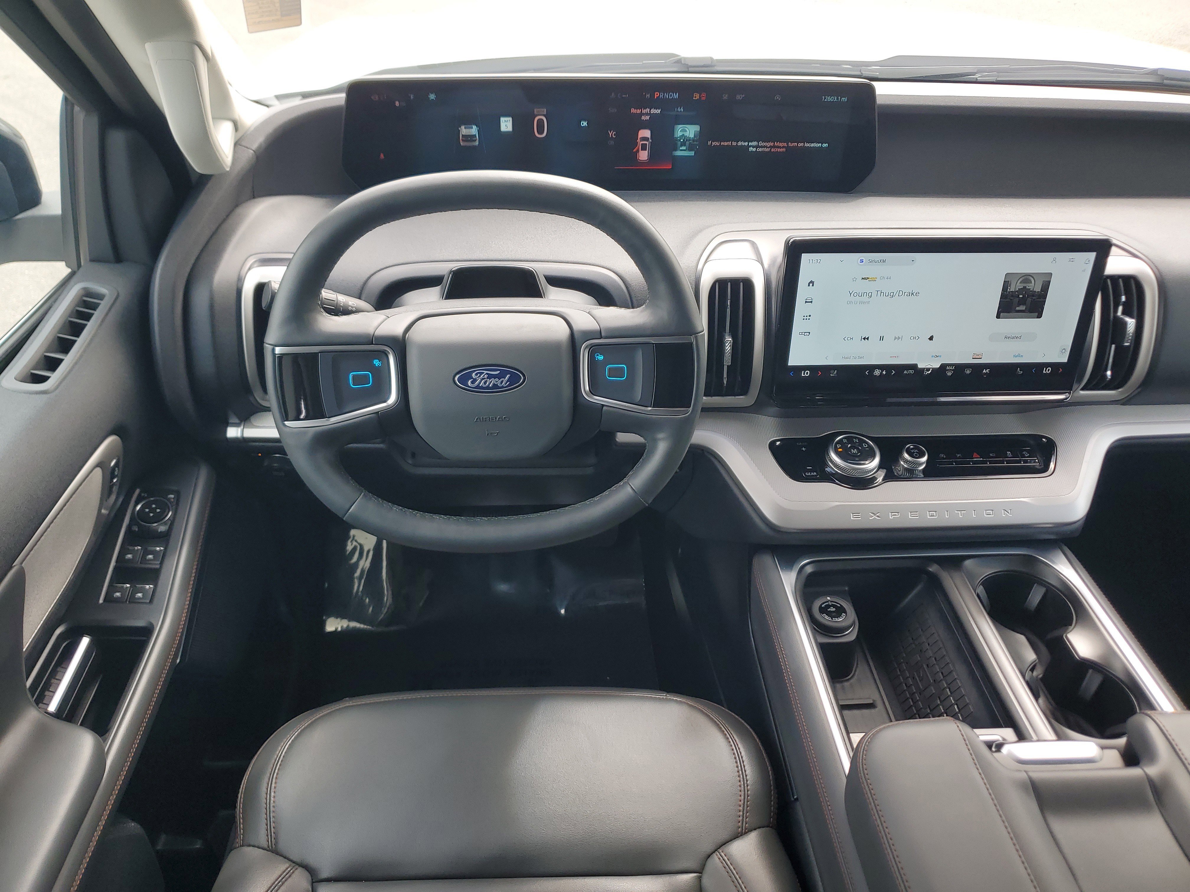 Used 2025 Ford Expedition Active image 21