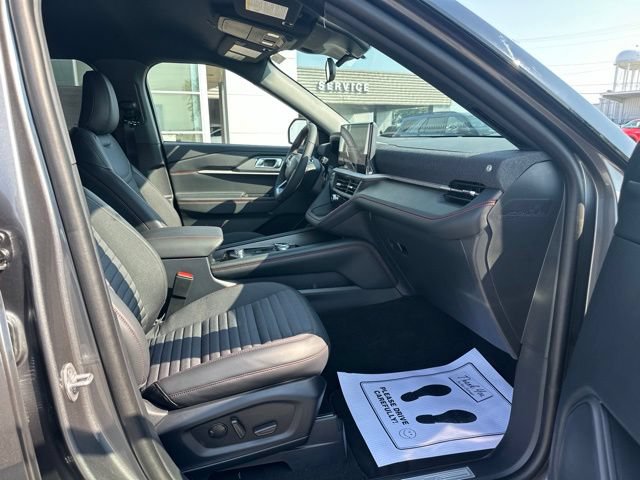 New 2026 Ford Explorer ST-Line AWD/4WD image 8