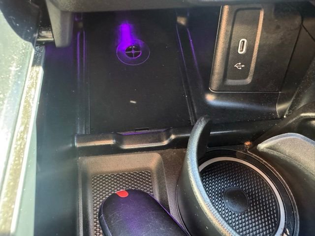 Used 2024 Mercedes-Benz GLC 300 4MATIC image 33