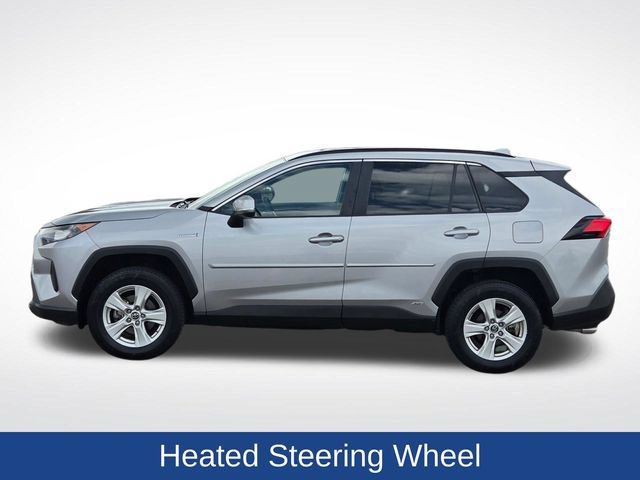 Used 2019 Toyota RAV4 LE w/ Carpet Mat Package AWD/4WD image 8