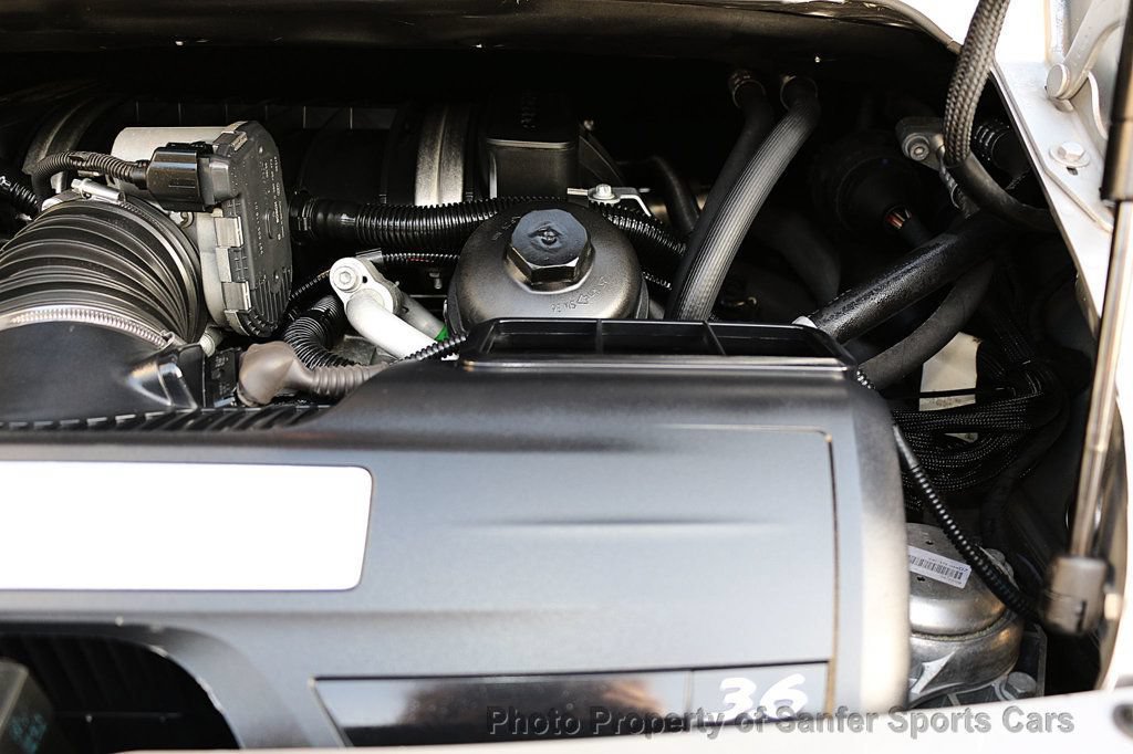 Used 2009 Porsche 911 Carrera RWD image 17