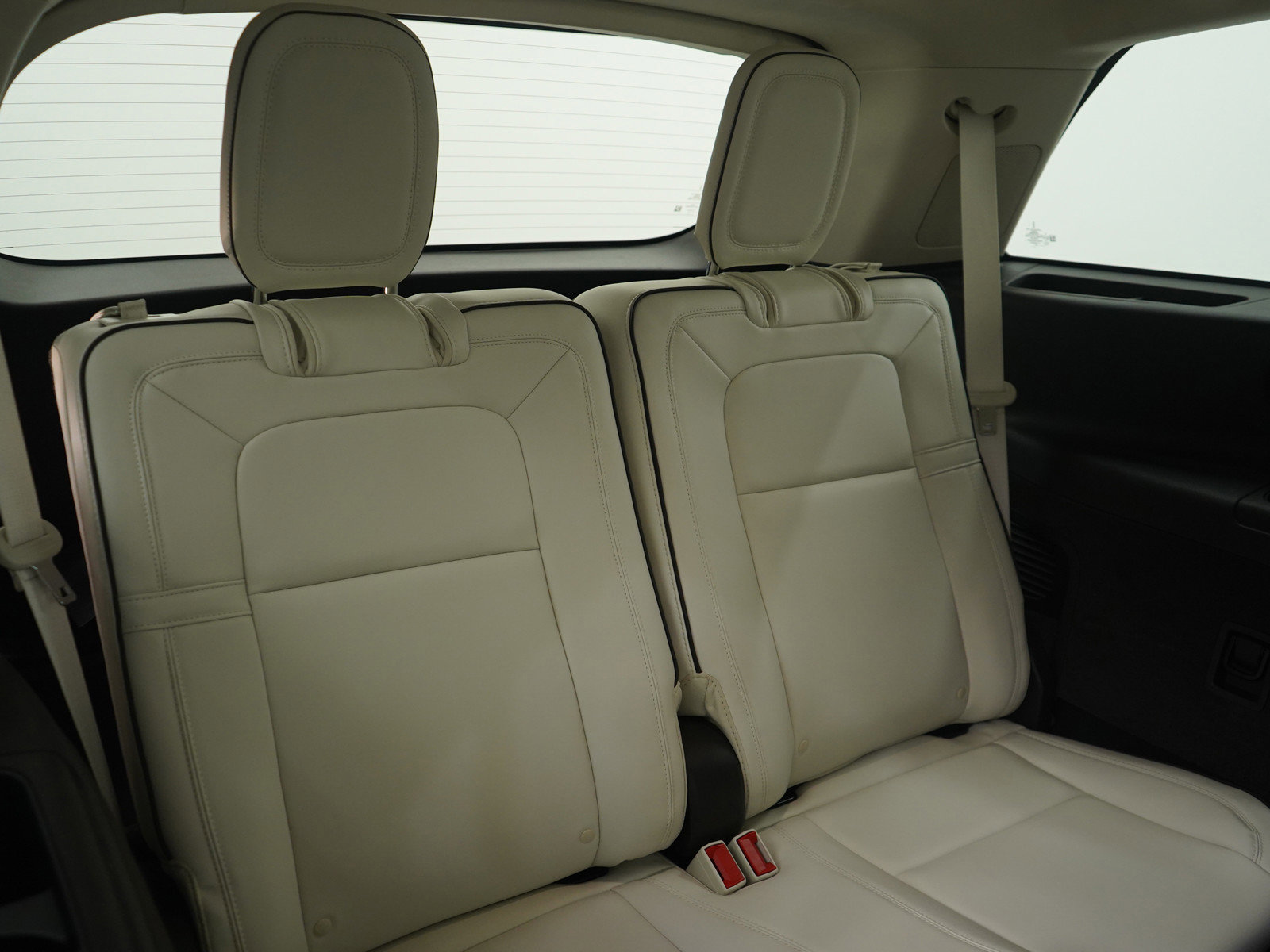 Used 2024 Lincoln Aviator Black Label image 14