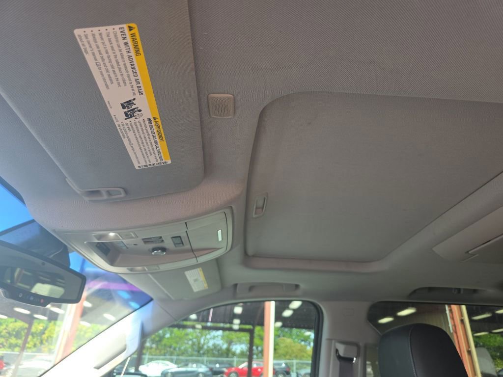 Used 2017 Chevrolet Tahoe Premier image 12