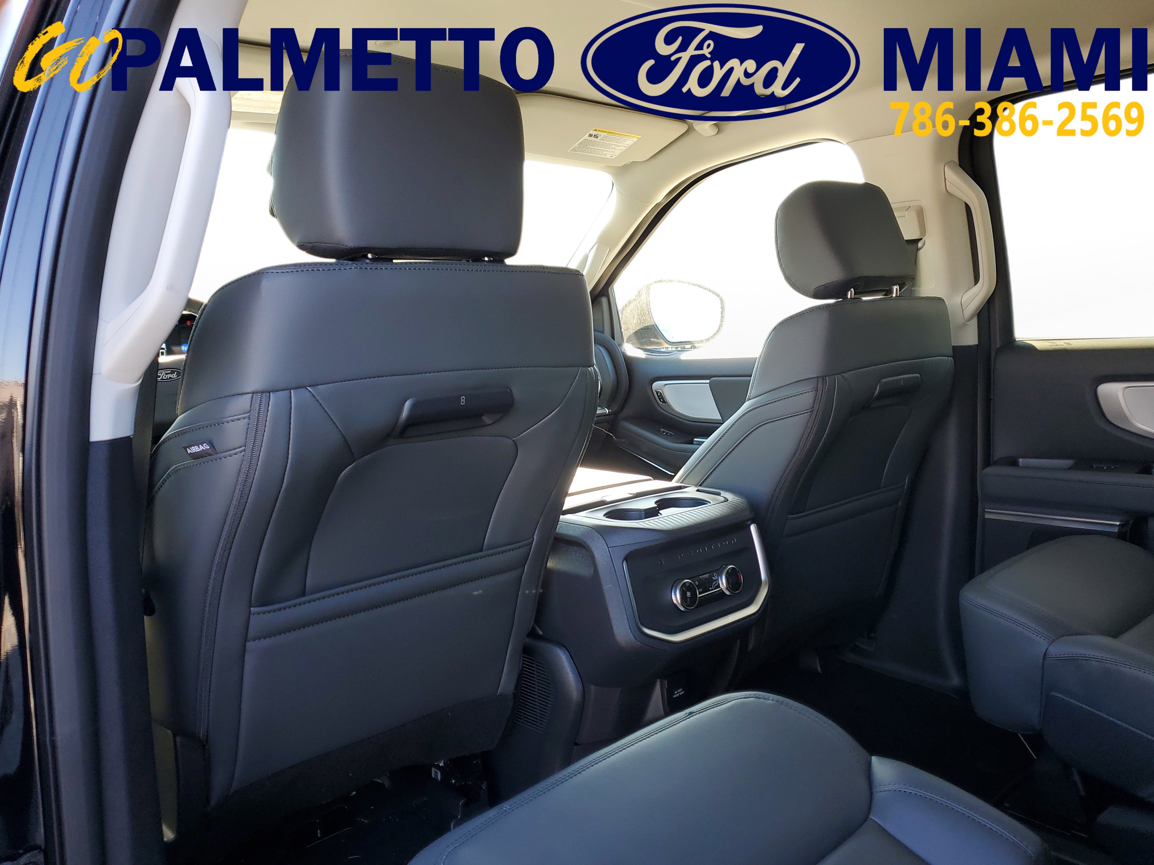 New 2026 Ford Expedition Active RWD image 9