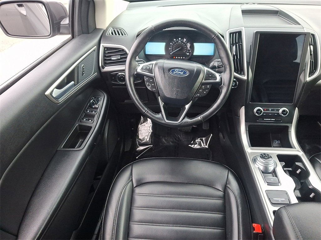 Used 2024 Ford Edge SEL image 13