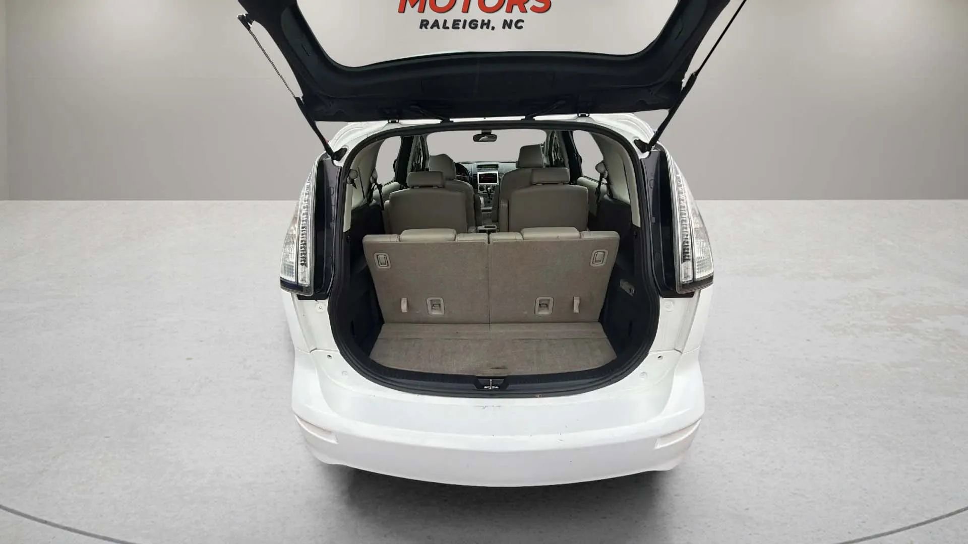 Used 2009 MAZDA MAZDA5 Grand Touring image 16