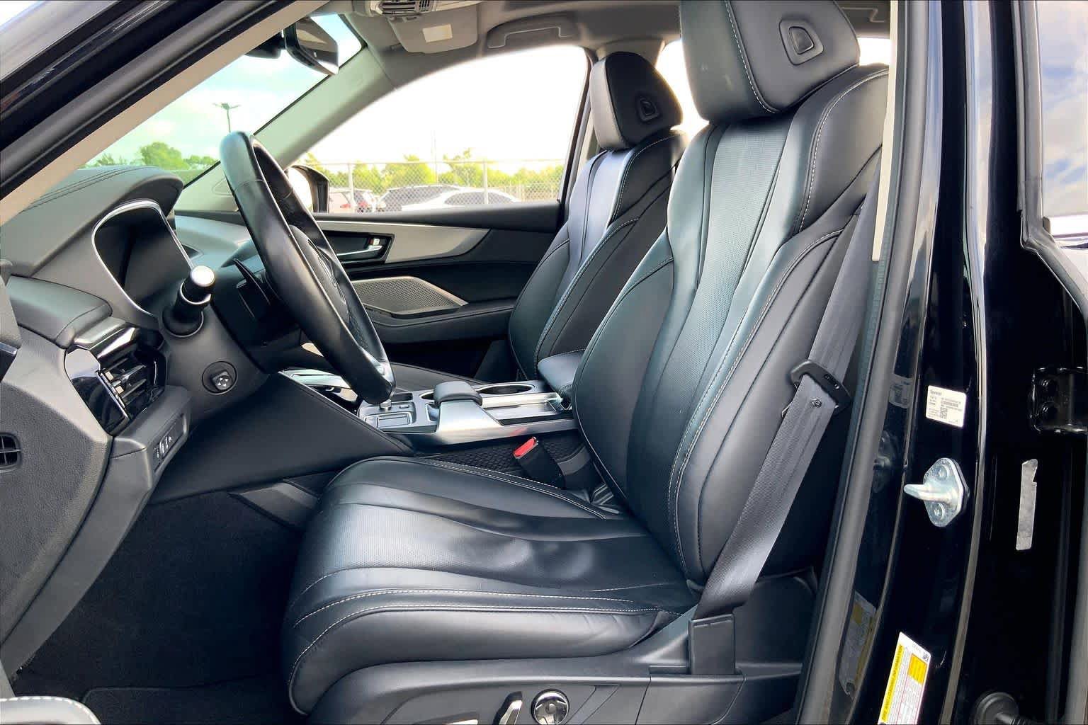 Used 2024 Acura MDX SH-AWD w/ Technology Package image 8