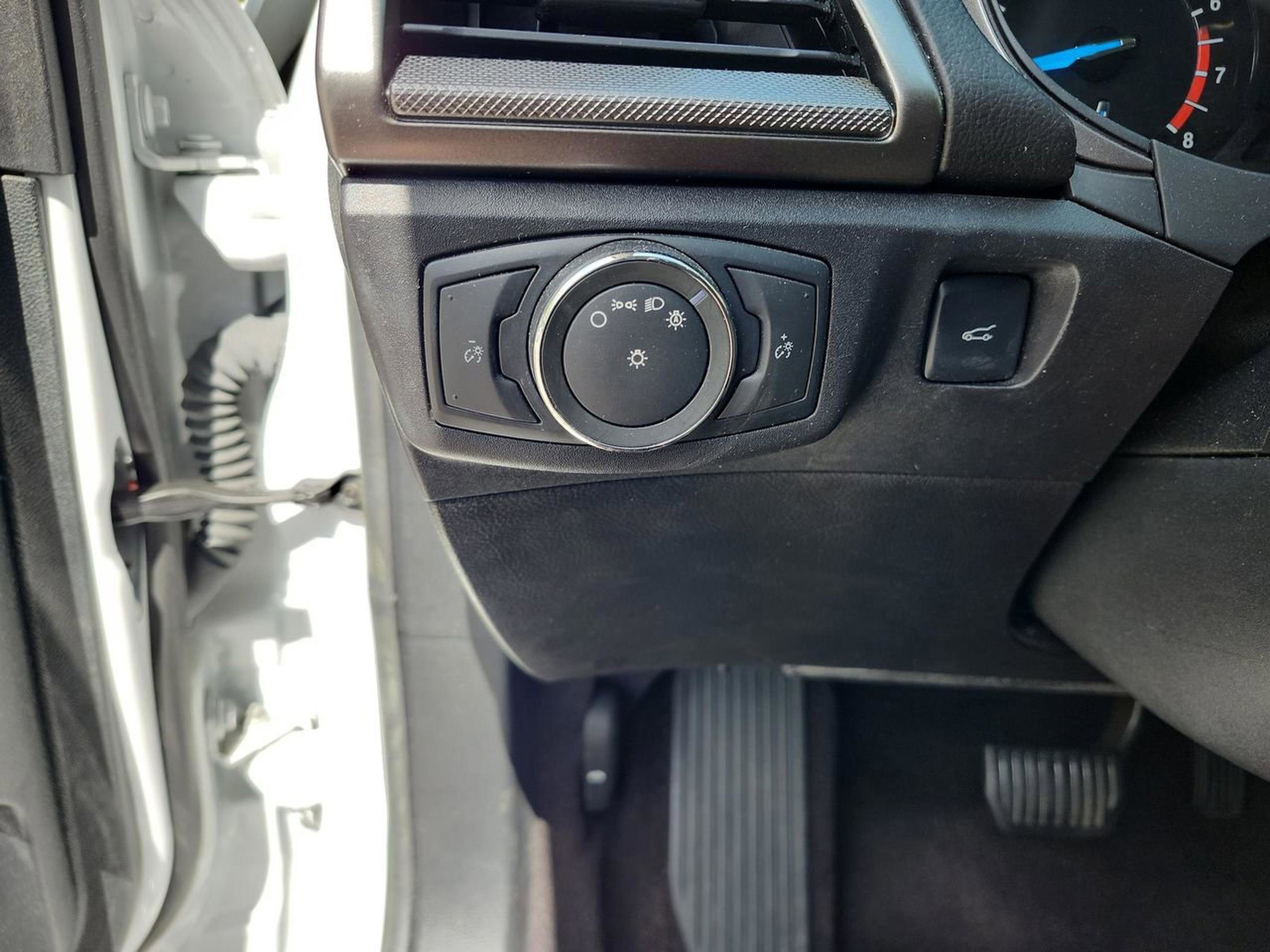 Used 2017 Ford Fusion S image 13