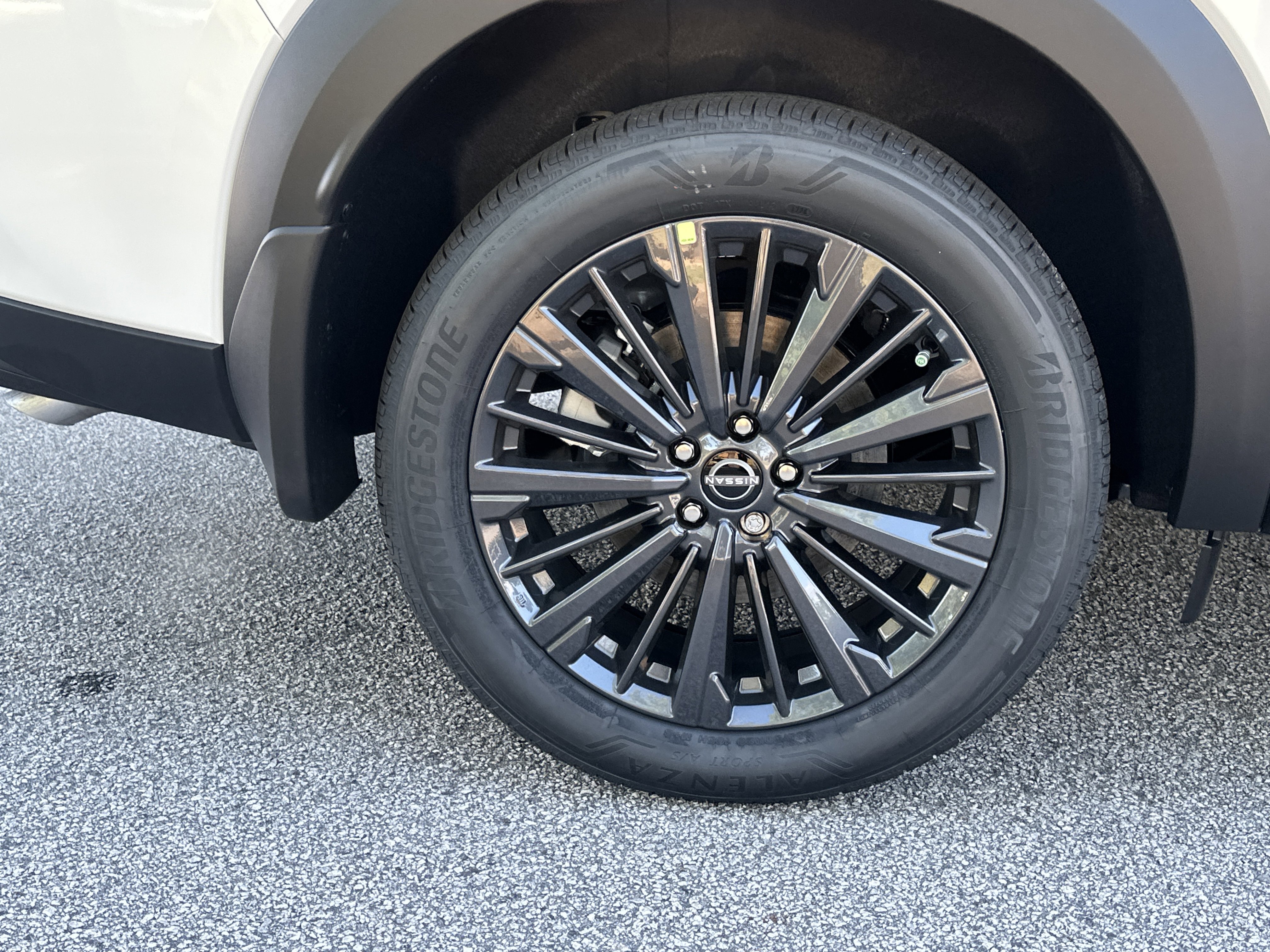 New 2026 Nissan Pathfinder SL AWD/4WD image 17