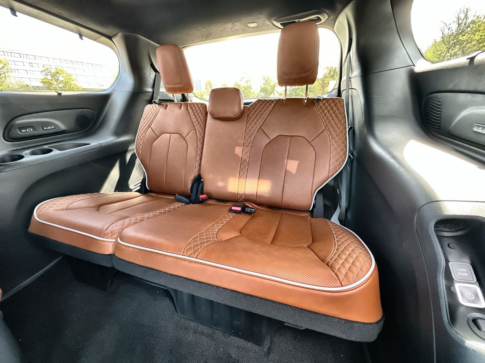 New 2026 Chrysler Pacifica Pinnacle FWD image 26
