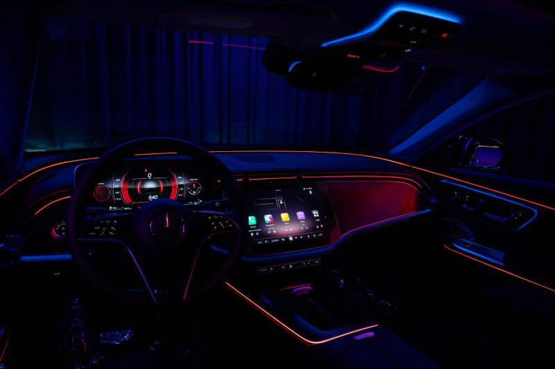 New 2025 Mercedes-Benz E 450 4MATIC All-Terrain Wagon image 14