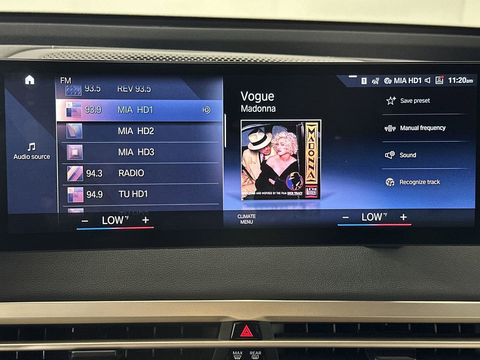 Used 2022 BMW iX xDrive50 w/ Premium Package image 16