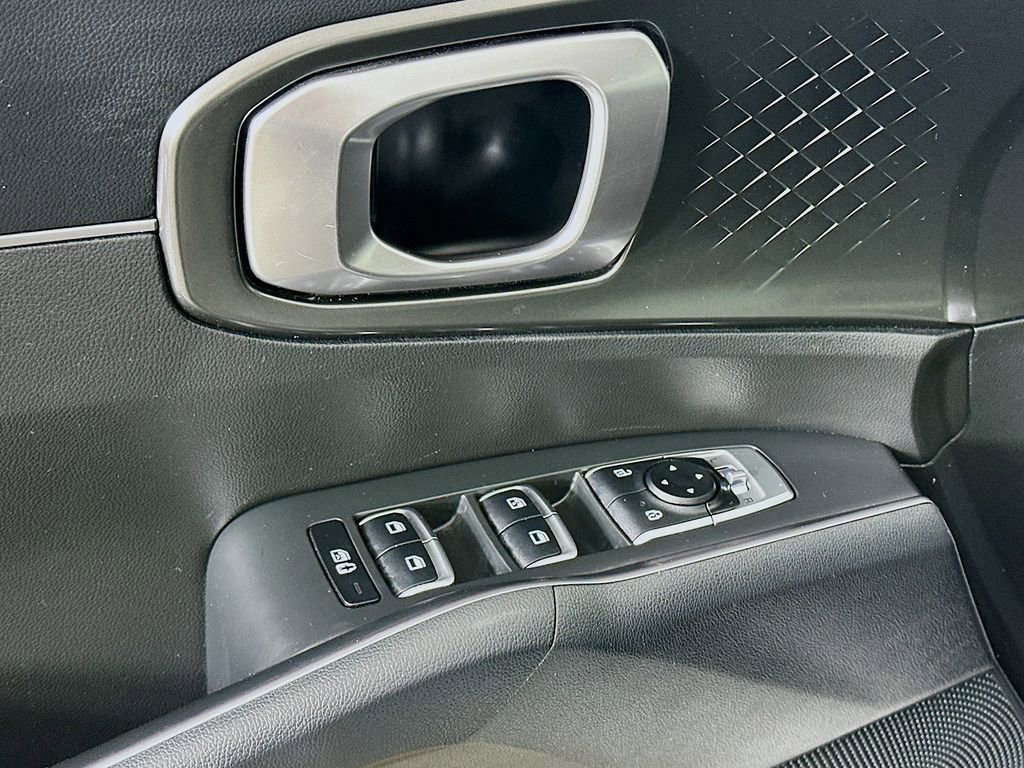Certified 2022 Kia Sorento S image 21