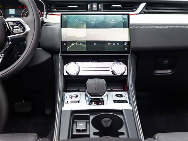 New 2026 Jaguar F-PACE R-Dynamic S AWD/4WD image 33