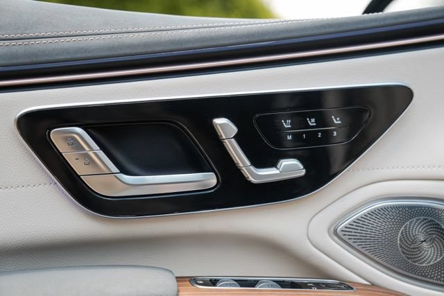 Used 2023 Mercedes-Benz EQS 580 4MATIC Sedan image 51