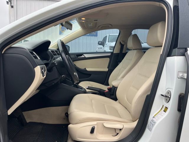 Used 2014 Volkswagen Jetta SE FWD image 7