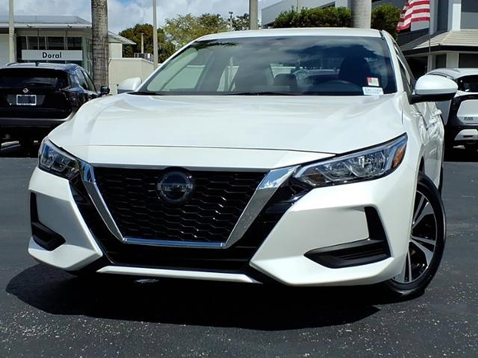 Used 2023 Nissan Sentra SV image 2