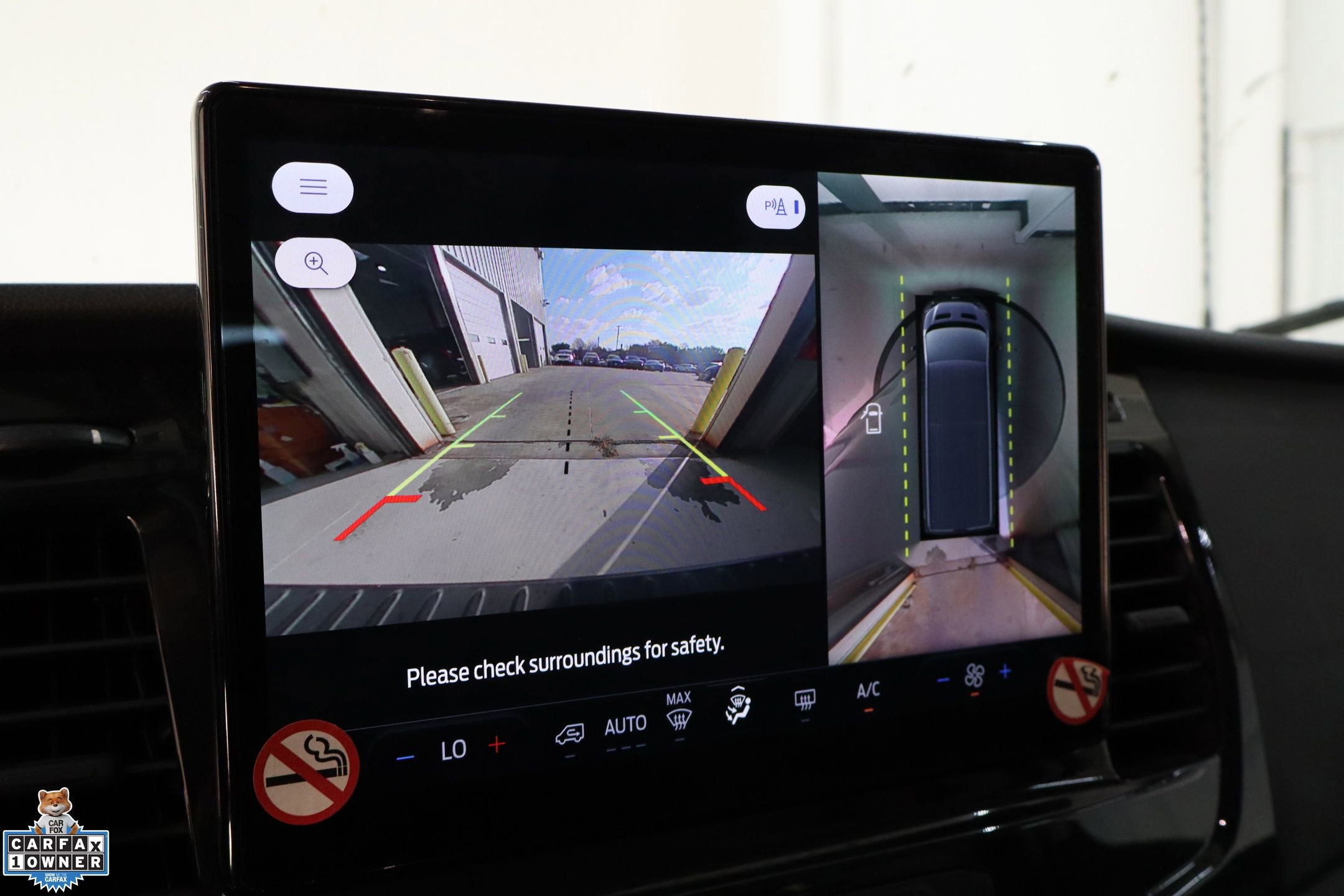 Used 2023 Ford Transit 350 XLT image 20