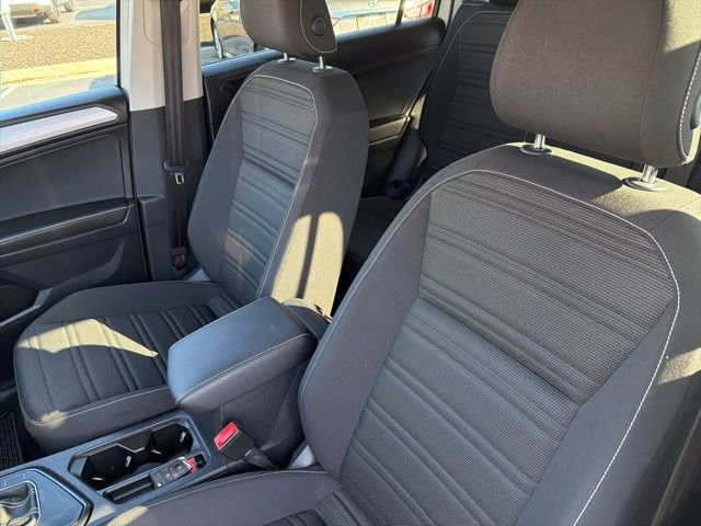 Used 2023 Volkswagen Tiguan S image 13