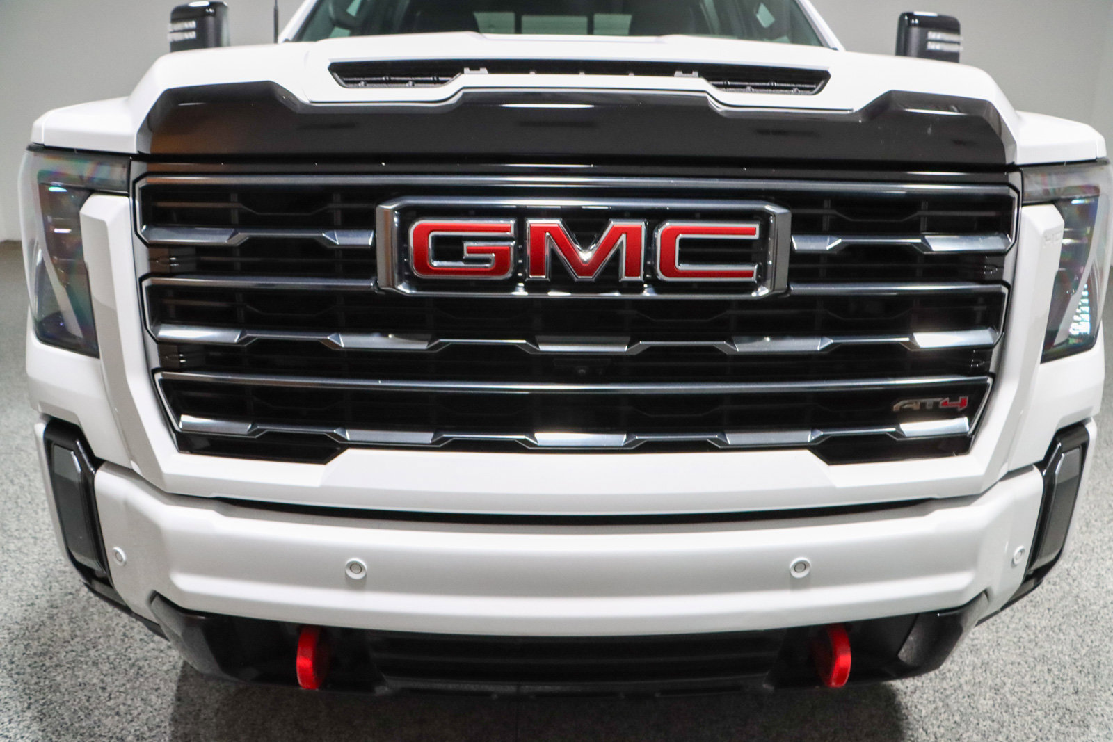 Used 2024 GMC Sierra 2500 AT4 w/ AT4 Premium Plus Package image 4