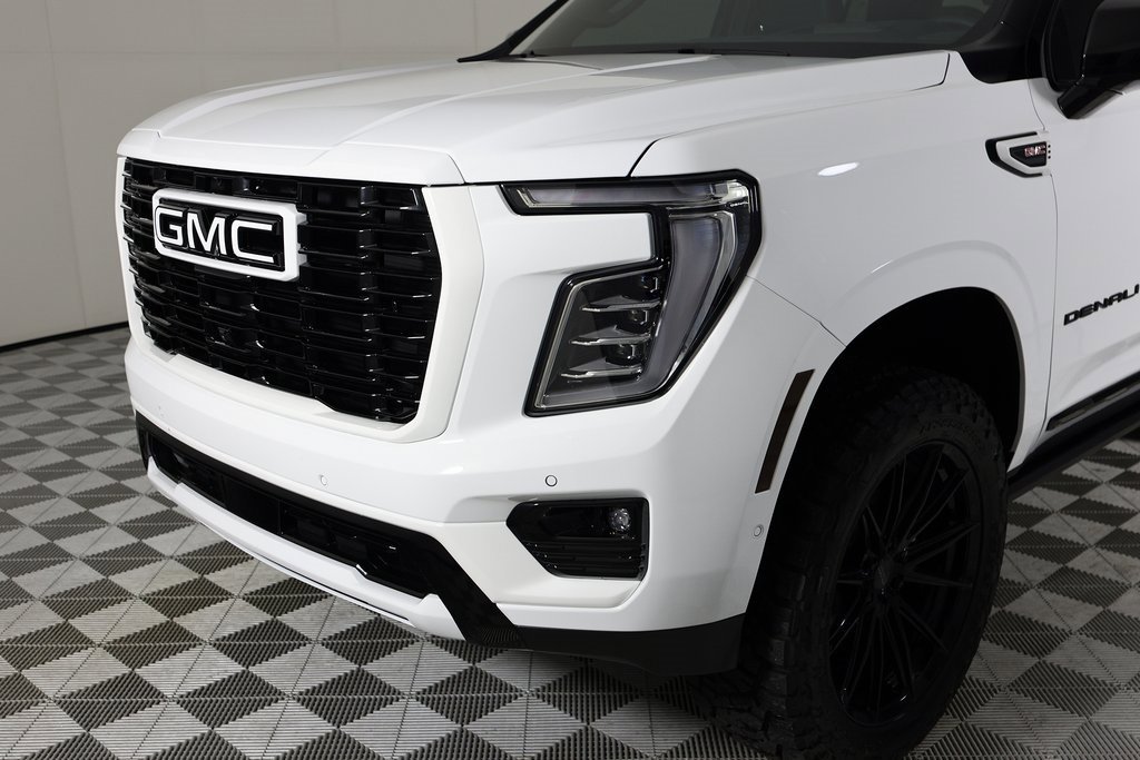 Used 2026 GMC Yukon Denali w/ Sun & Power Step Package image 42