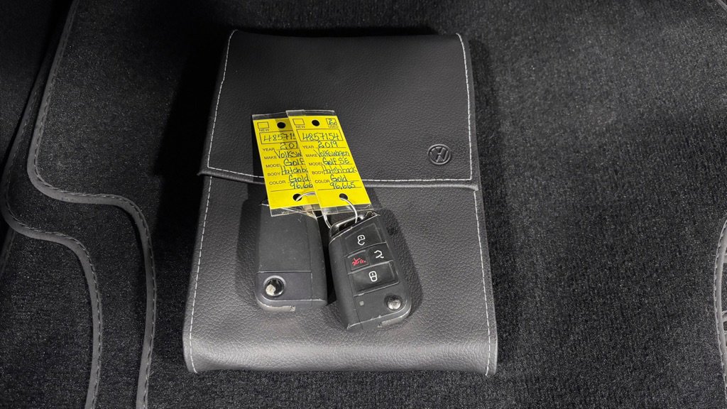 Used 2019 Volkswagen Golf SE w/ Driver Assistance Package FWD image 34