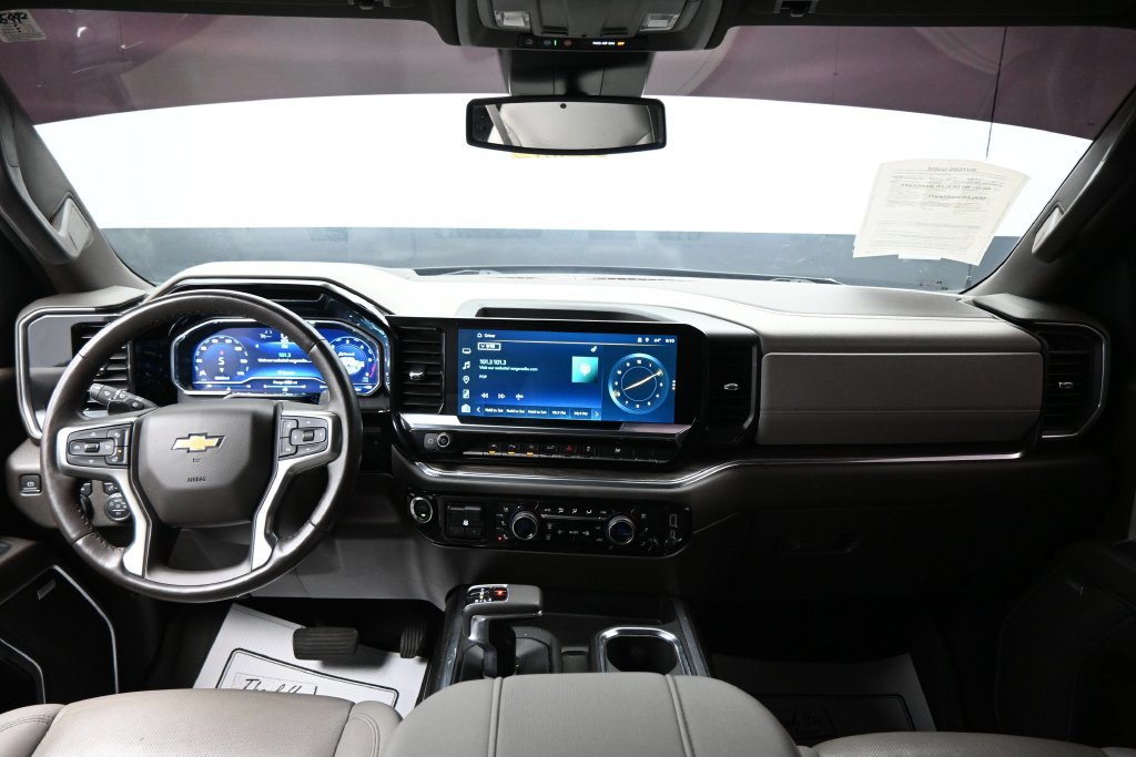 Used 2023 Chevrolet Silverado 1500 LTZ AWD/4WD image 14