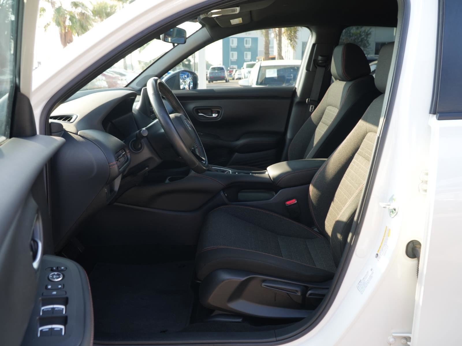 Used 2023 Honda HR-V Sport image 16