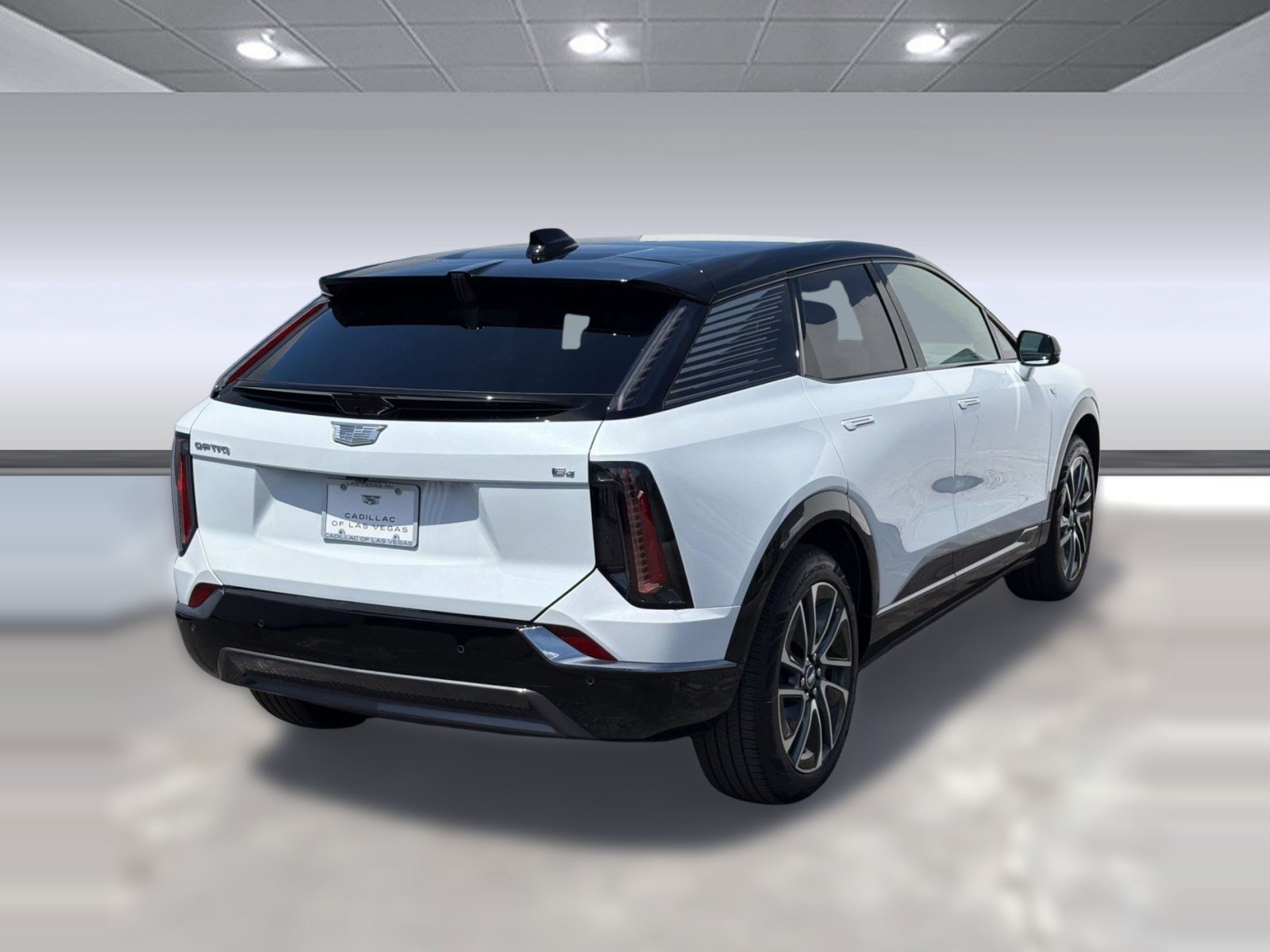 New 2027 Cadillac Optiq Premium Sport w/ LPO, Floor Liner Package AWD/4WD image 8