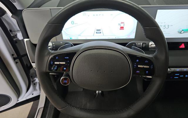 Used 2024 Hyundai Ioniq 5 Limited AWD/4WD image 7