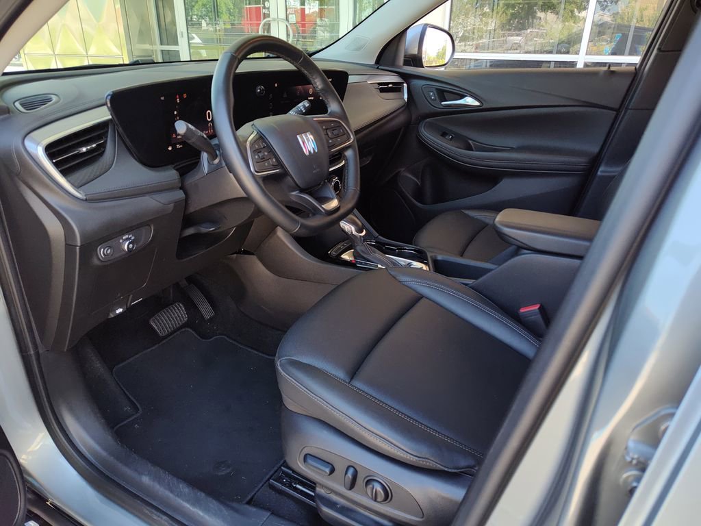 Used 2024 Buick Encore GX Sport Touring w/ Comfort Package image 2