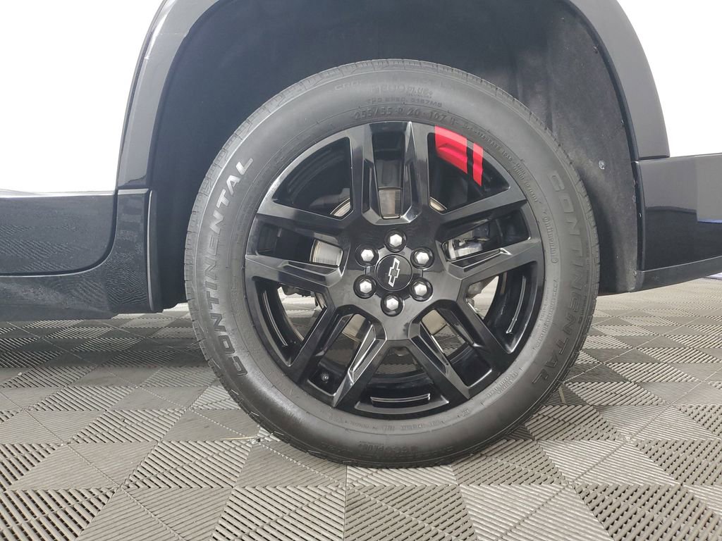 Used 2023 Chevrolet Traverse Premier w/ Redline Edition image 31